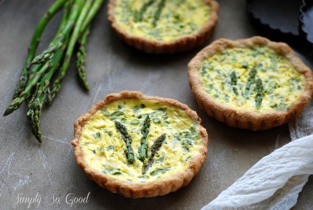 baked asparagus quiche tarts