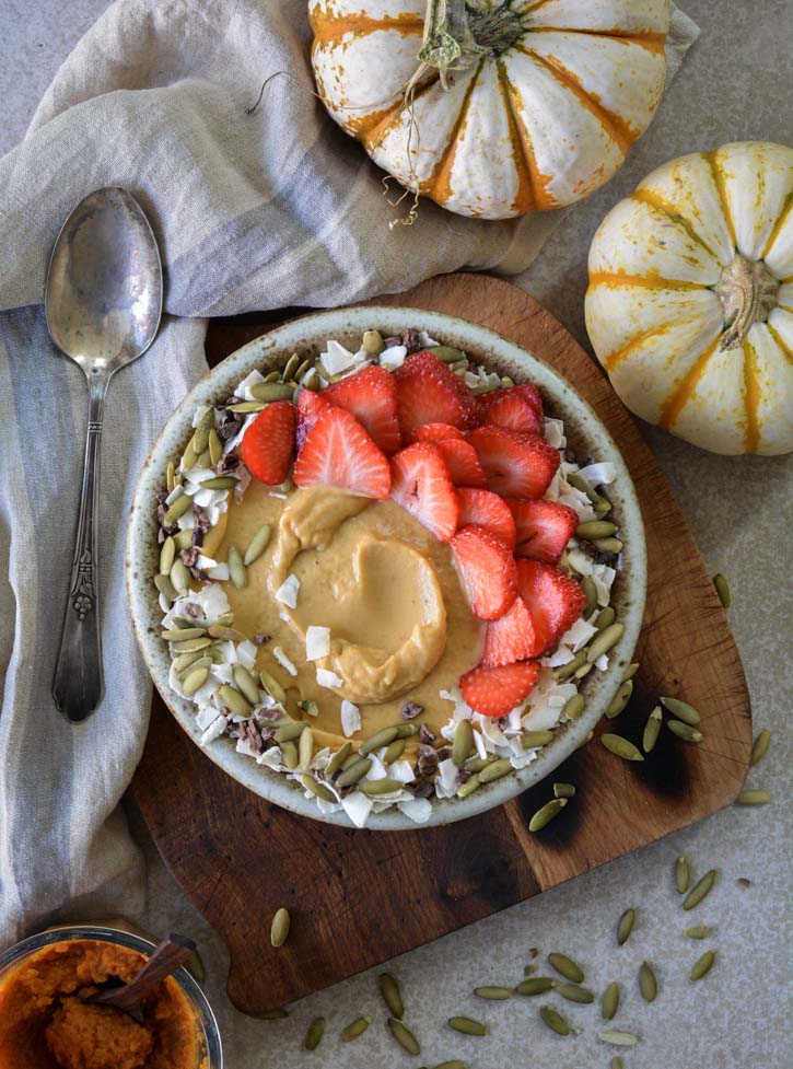 Smoothie Bowl with strawberries and coconut