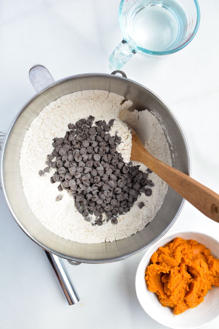 flour in bowl with chocolate chips