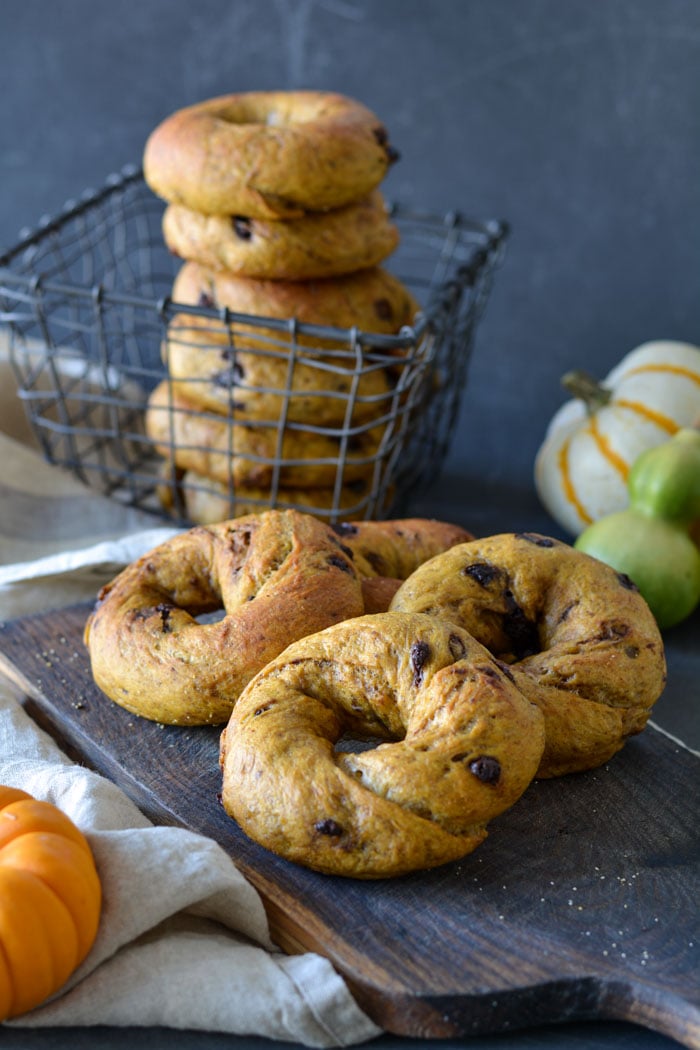 No-Knead Pumpkin Chocolate Chip Bagels