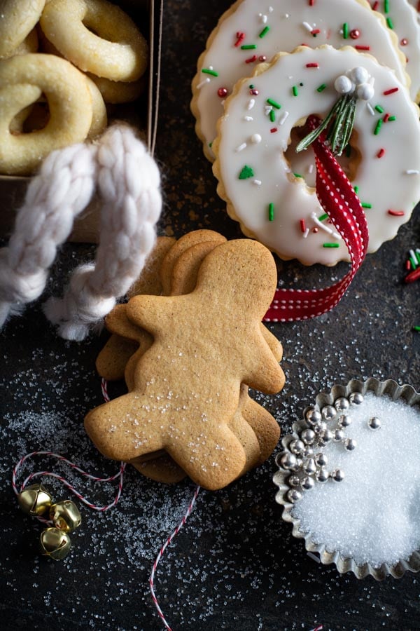 overhead picture of Norwegian pepperkake and cut-out sugar cookies