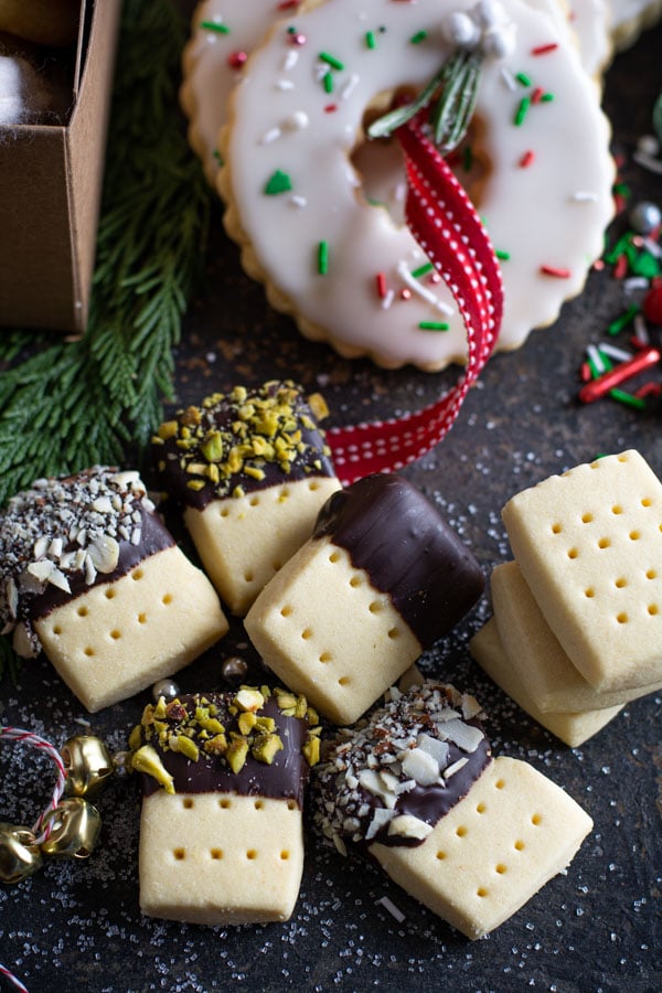 Scotch shortbread cookies with wreath shaped cookies and a red ribbon