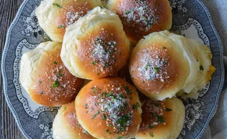 Cheddar Cheese Rolls arranged on a plate